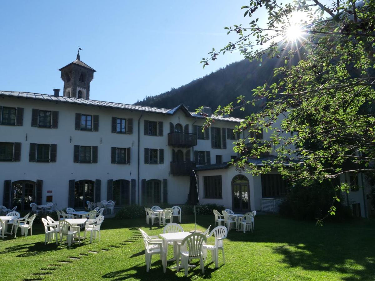 Hotel Cepina Albergo Incantato Valdisotto Exterior photo
