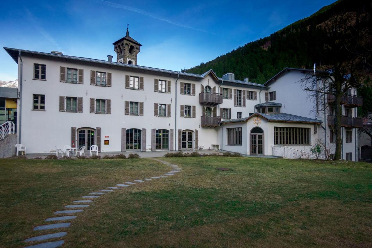 Hotel Cepina Albergo Incantato Valdisotto Exterior photo